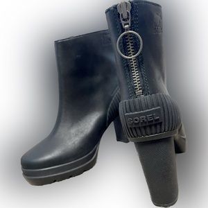 New SOREL Dacie waterproof boot